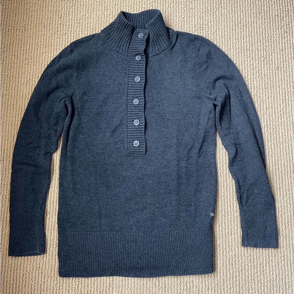Eddie Bauer gray mock neck buttoned pull over sweater